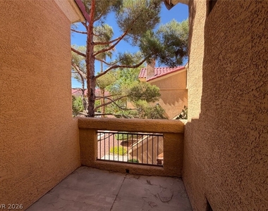 900 Heavenly Hills Court - Photo Thumbnail 41