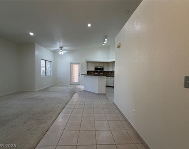 900 Heavenly Hills Court - Photo Thumbnail 2