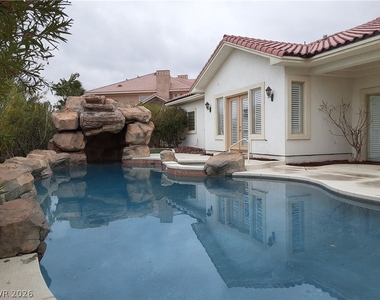 2100 Bogart Court - Photo Thumbnail 2