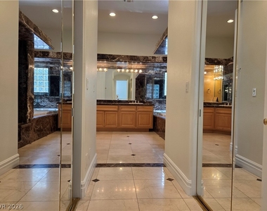 2100 Bogart Court - Photo Thumbnail 12