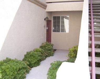 10237 King Henry - Photo Thumbnail 1