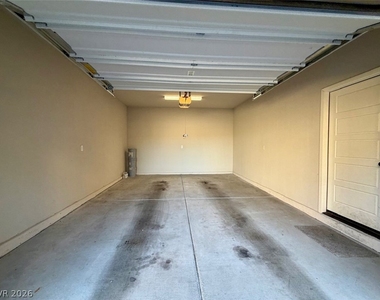 7473 Garnet Moon Street - Photo Thumbnail 86