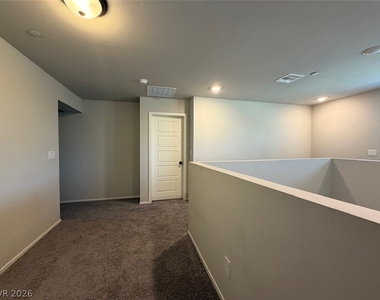 7473 Garnet Moon Street - Photo Thumbnail 42