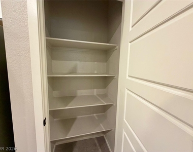7473 Garnet Moon Street - Photo Thumbnail 21