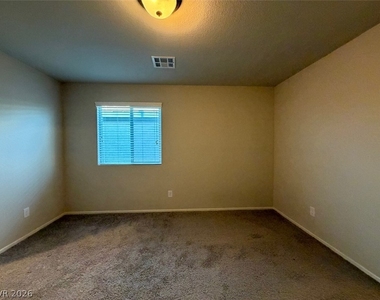 7473 Garnet Moon Street - Photo Thumbnail 55