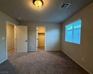 7473 Garnet Moon Street - Photo Thumbnail 56