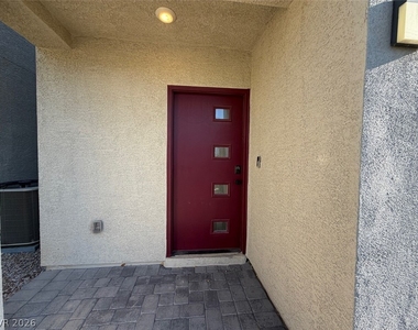 7473 Garnet Moon Street - Photo Thumbnail 5