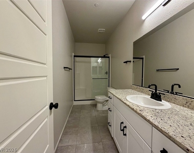7473 Garnet Moon Street - Photo Thumbnail 23