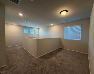 7473 Garnet Moon Street - Photo Thumbnail 41