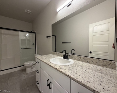 7473 Garnet Moon Street - Photo Thumbnail 24