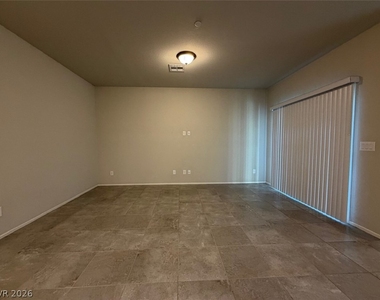 7473 Garnet Moon Street - Photo Thumbnail 13