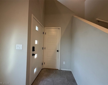 7473 Garnet Moon Street - Photo Thumbnail 7