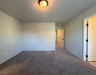 7473 Garnet Moon Street - Photo Thumbnail 49