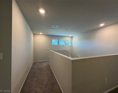 7473 Garnet Moon Street - Photo Thumbnail 37