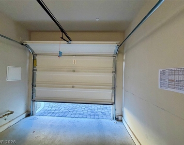 7473 Garnet Moon Street - Photo Thumbnail 77