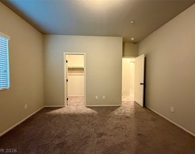 7473 Garnet Moon Street - Photo Thumbnail 28