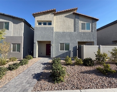 7473 Garnet Moon Street - Photo Thumbnail 3