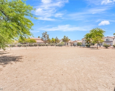 4353 Scarlet Sea Avenue - Photo Thumbnail 20