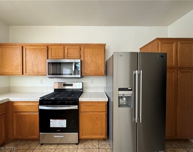 10321 Pompei Place - Photo Thumbnail 10