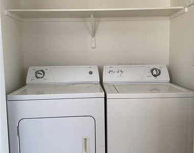 10321 Pompei Place - Photo Thumbnail 11