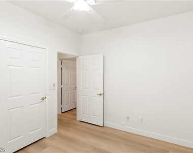 1134 Evening Ridge Street - Photo Thumbnail 14