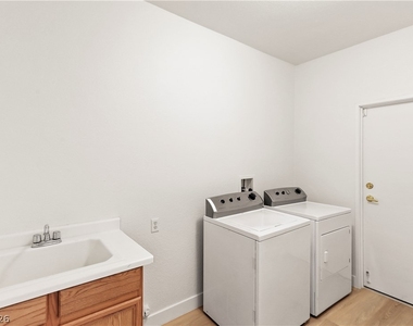 1134 Evening Ridge Street - Photo Thumbnail 12