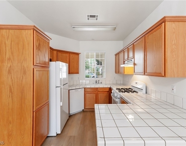 1134 Evening Ridge Street - Photo Thumbnail 7