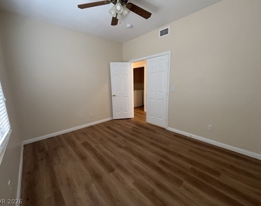 9765 Trail Rider Drive - Photo Thumbnail 12