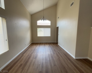 9765 Trail Rider Drive - Photo Thumbnail 4
