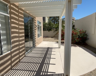 9765 Trail Rider Drive - Photo Thumbnail 15
