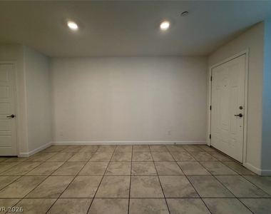 691 Pickled Pepper Place - Photo Thumbnail 4