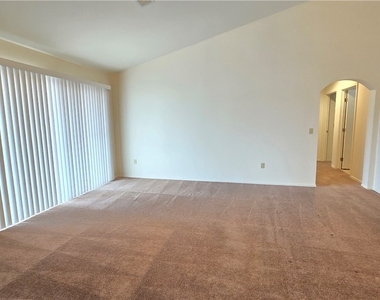 9328 Fresh Spring Drive - Photo Thumbnail 5
