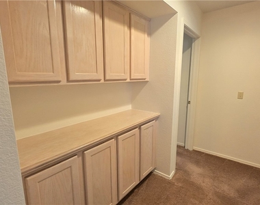 9328 Fresh Spring Drive - Photo Thumbnail 18
