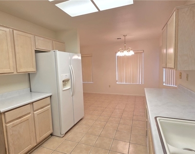 9328 Fresh Spring Drive - Photo Thumbnail 10
