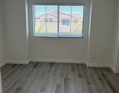 283 Walkinshaw Avenue - Photo Thumbnail 7