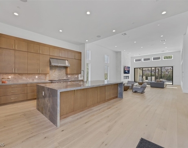4803 Verde Bloom Street - Photo Thumbnail 12