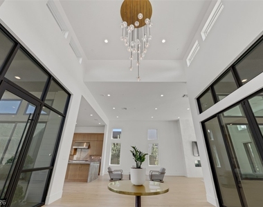 4803 Verde Bloom Street - Photo Thumbnail 8