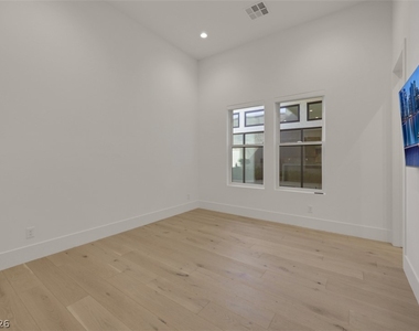 4803 Verde Bloom Street - Photo Thumbnail 45