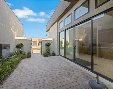4803 Verde Bloom Street - Photo Thumbnail 4