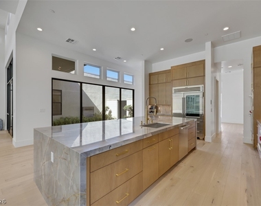 4803 Verde Bloom Street - Photo Thumbnail 15