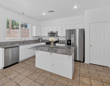 3799 Honey Ridge Court - Photo Thumbnail 14