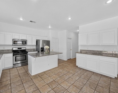 3799 Honey Ridge Court - Photo Thumbnail 17