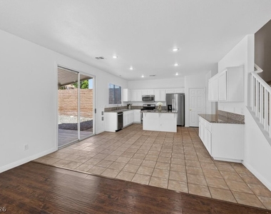 3799 Honey Ridge Court - Photo Thumbnail 13
