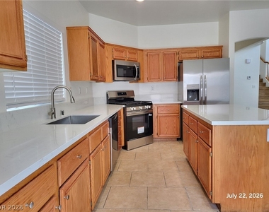 7956 Angel Tree Court - Photo Thumbnail 5