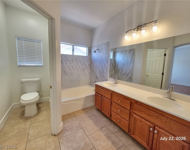 7956 Angel Tree Court - Photo Thumbnail 15