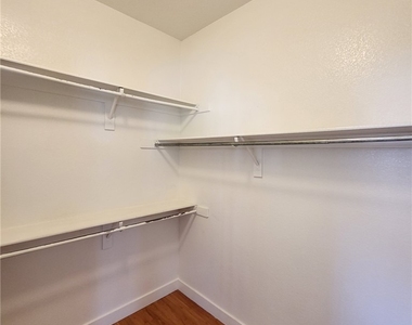 7956 Angel Tree Court - Photo Thumbnail 16