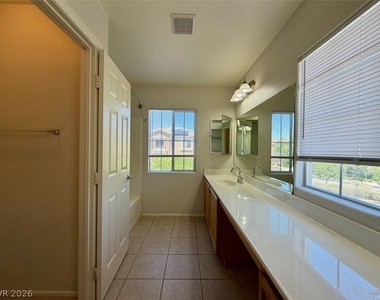 3619 American Pie Court - Photo Thumbnail 32