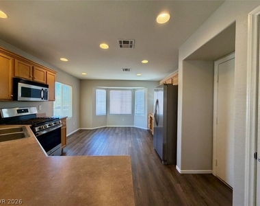 3619 American Pie Court - Photo Thumbnail 7