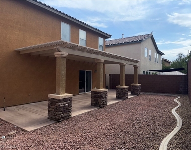 7213 Madarang Avenue - Photo Thumbnail 3