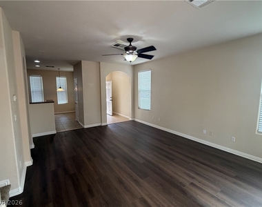 7213 Madarang Avenue - Photo Thumbnail 13